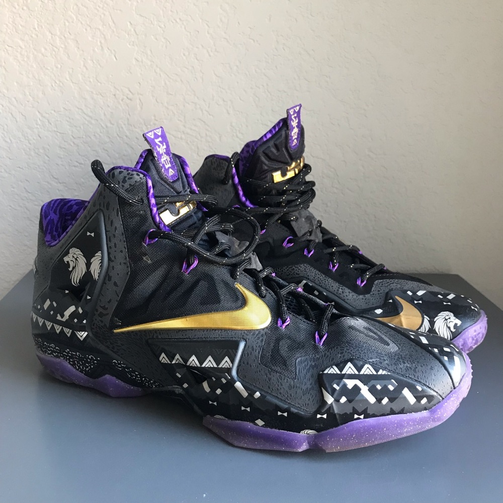 Nike LeBron XI BHM Black History Month Sneakers